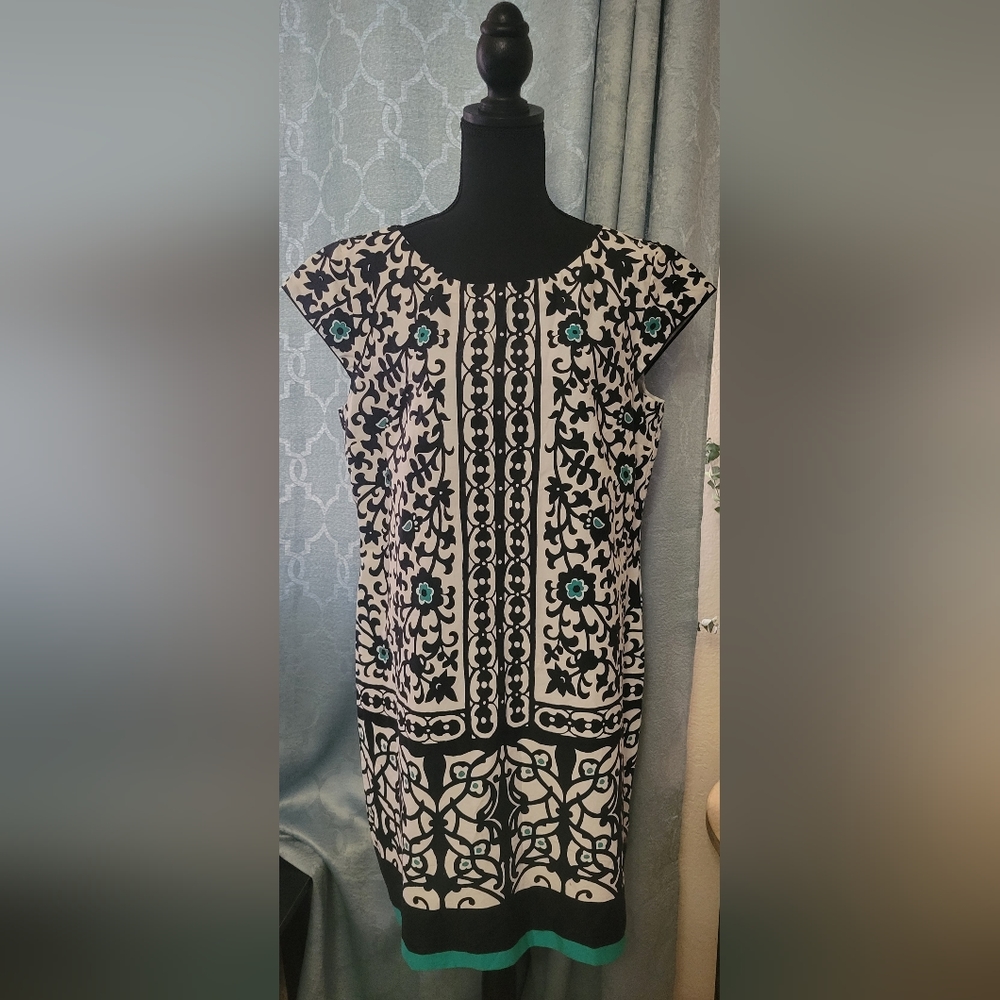 Liz Claiborne knee-length sheath dress